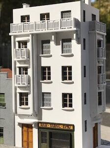 Immeuble 4 étages années 50-60 « Le FALAYET » d’angle